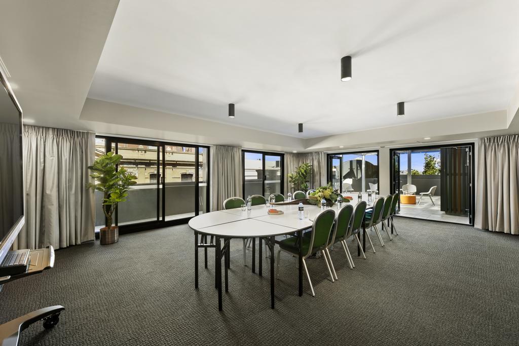 Quest Fremantle Aparthotel Exterior photo