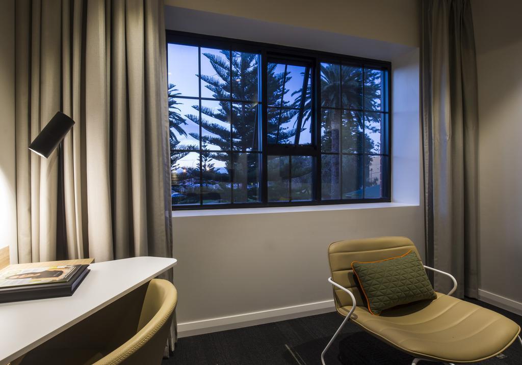 Quest Fremantle Aparthotel Exterior photo