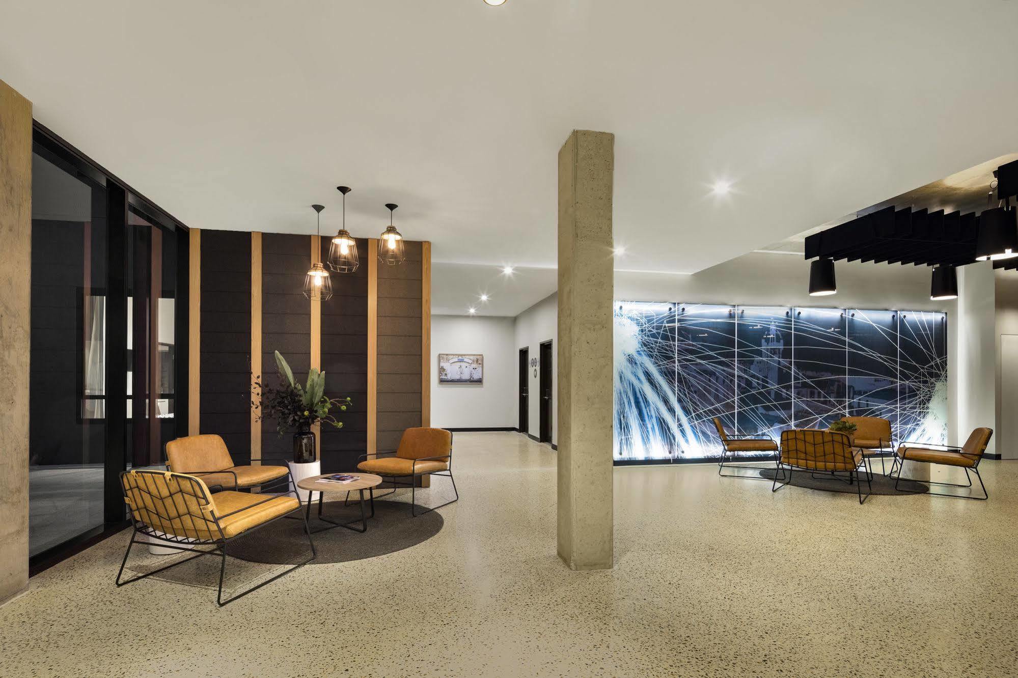 Quest Fremantle Aparthotel Exterior photo