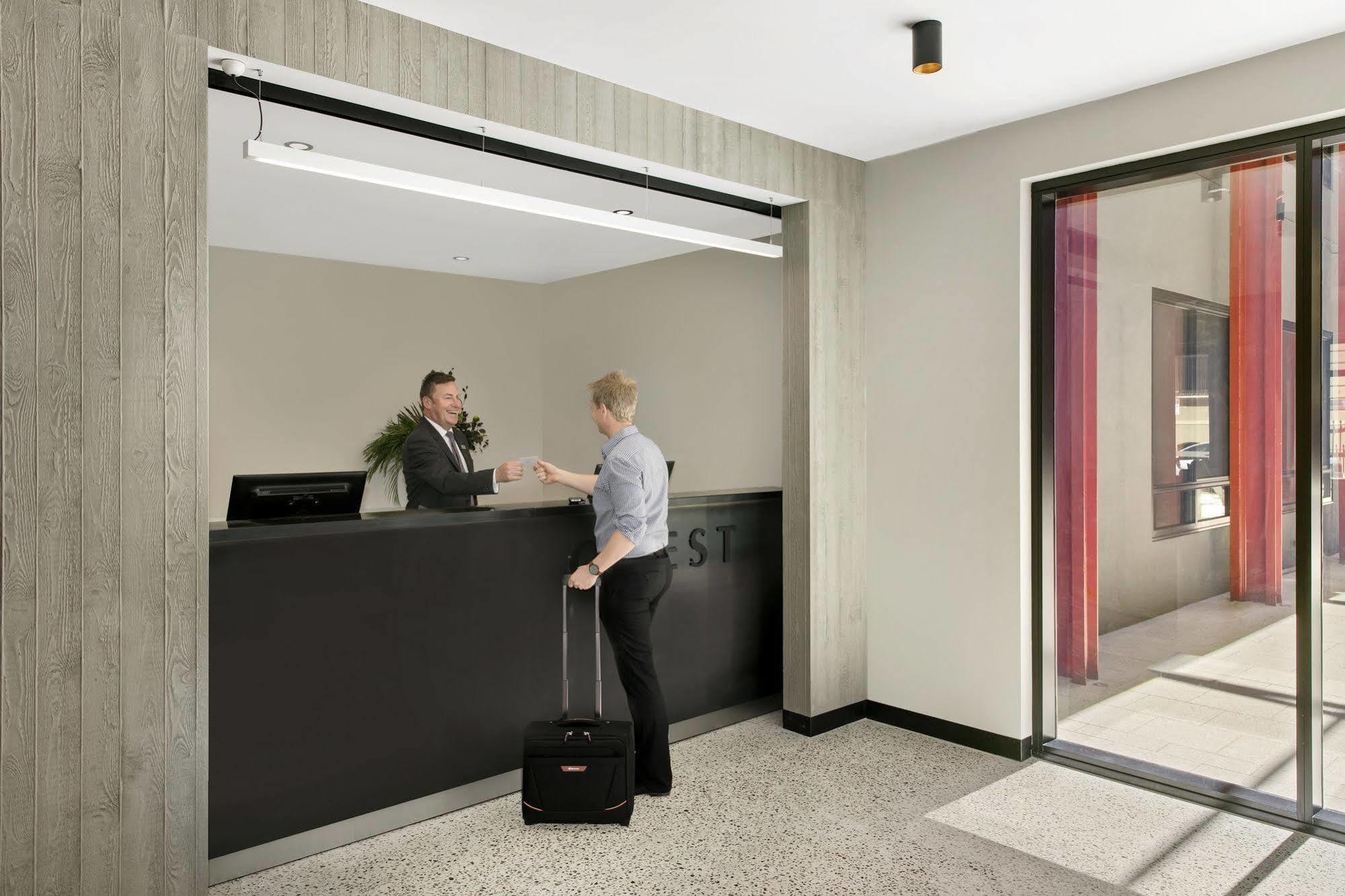 Quest Fremantle Aparthotel Exterior photo